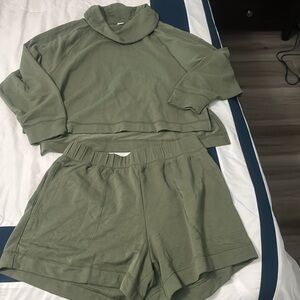 Old Navy Olive Green 2 piece Set Sz M